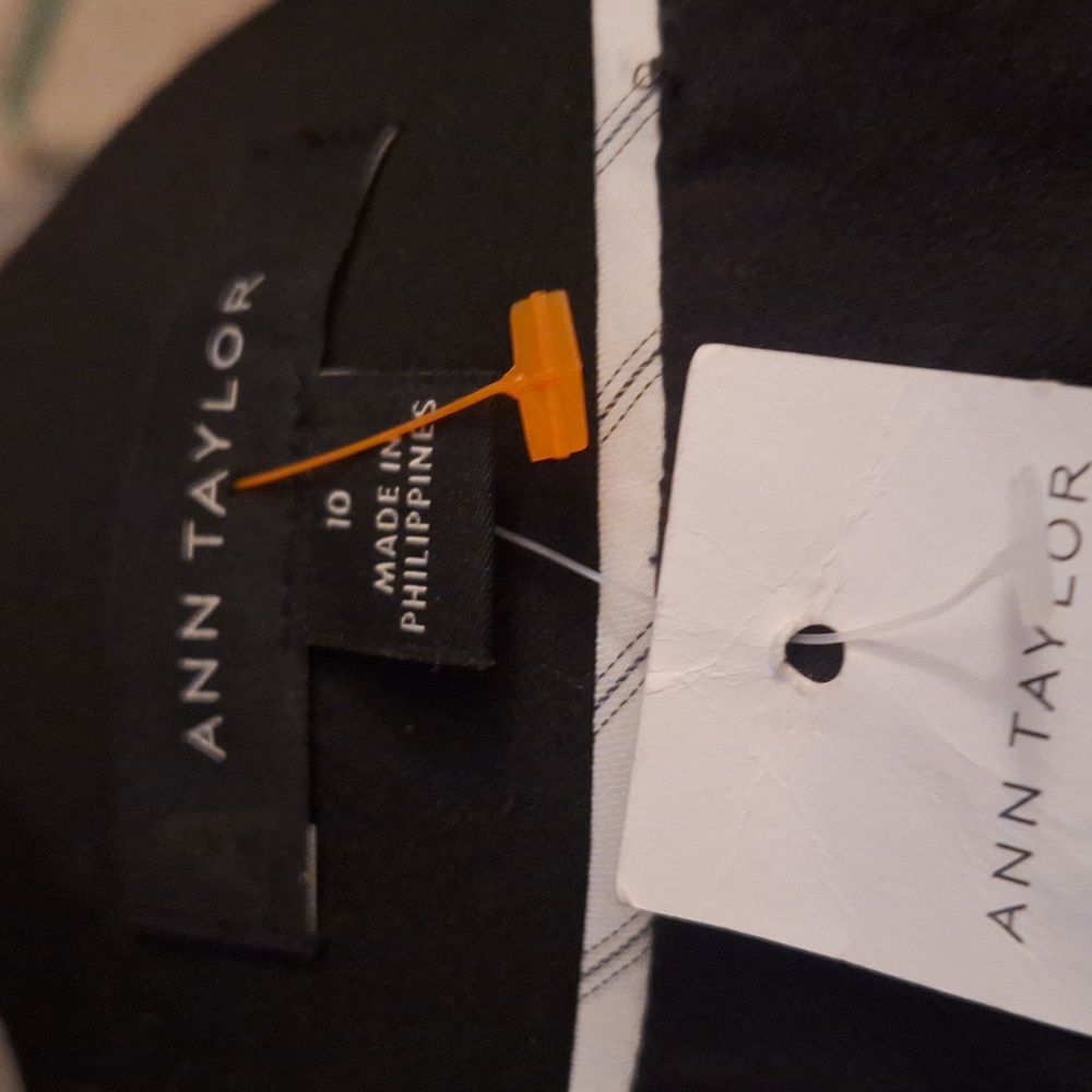 Ann Taylor Black Blazer Size 10 NWT - Picture 3 of 5